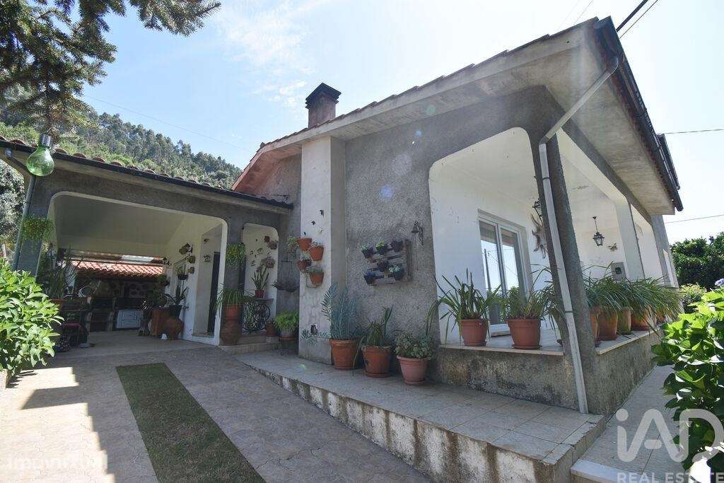 Casa / Villa T4 em Vila Nova de 232,00 m2 - Grande imagem: 5/30