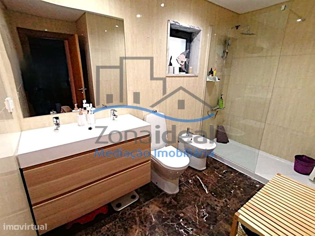 Apartamento T3 com terraço, 2 parqueamentos - Condomínio Top Reside...-15