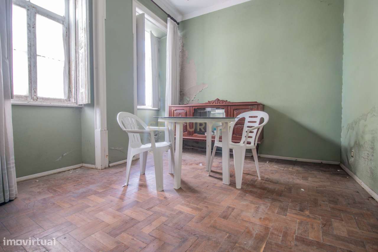 Casa antiga para recuperar com terreno e árvores de fruto, Alhadas, Fi - Grande imagem: 2/52