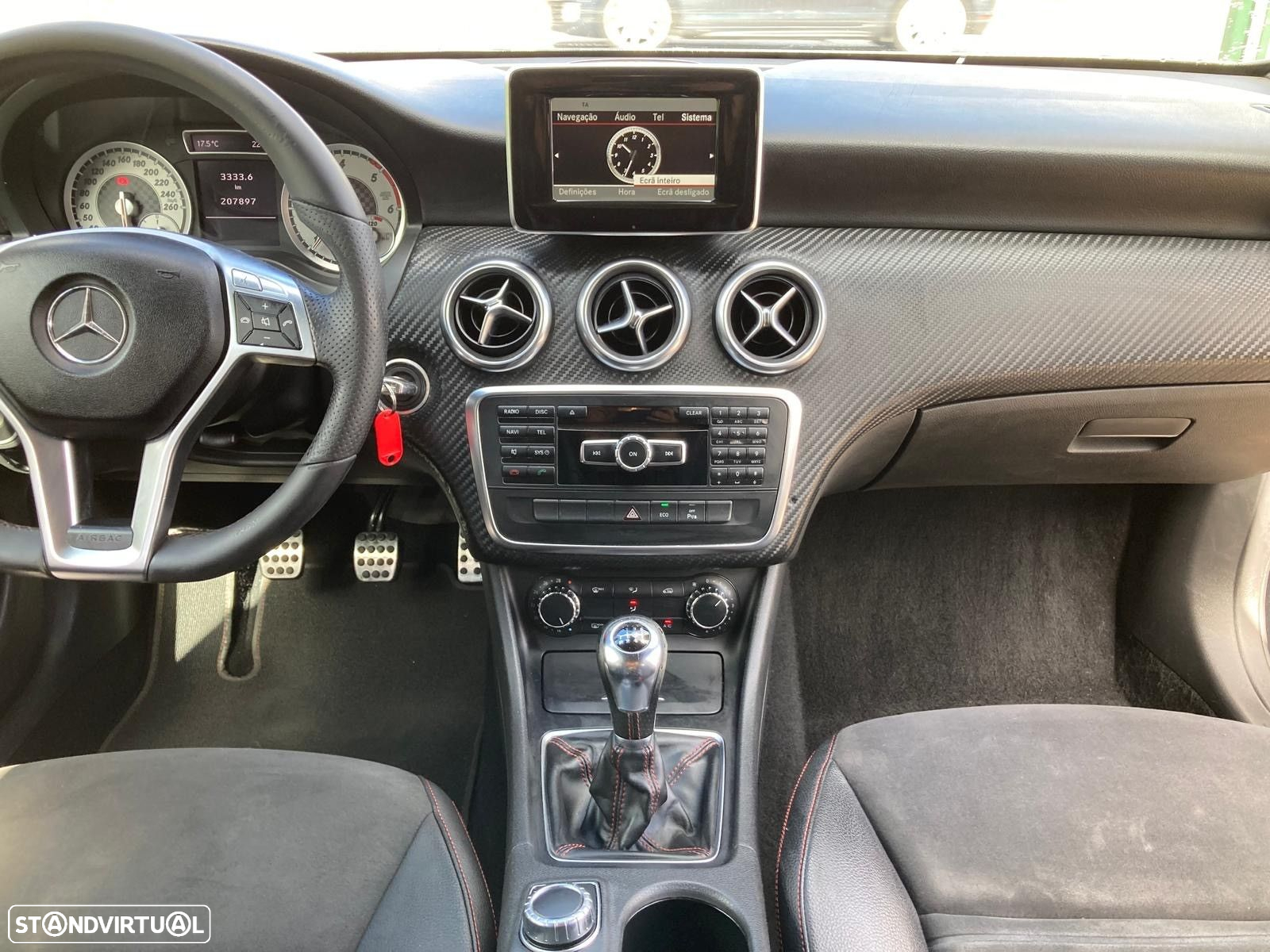 Mercedes-Benz A 180 CDi BE Edition AMG Line - 22