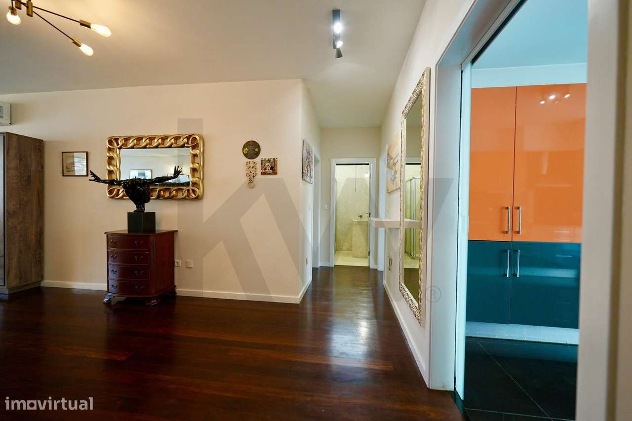 Apartamento T2 nas Madalenas com 170 m2 de área bruta, último piso.-25