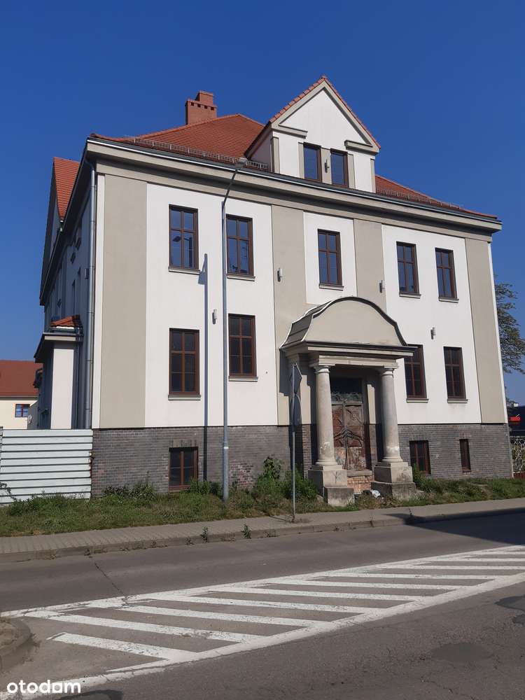 Kamienica pod działalność gospodarczą w centrum Tarnowskich Gór-3