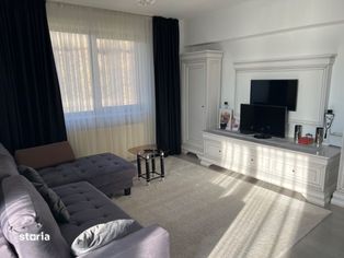 Apartament Nou, Cetate