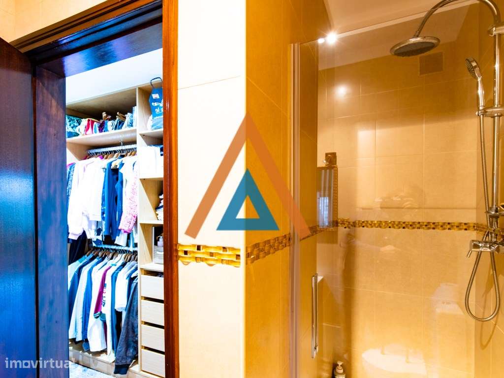 Excelente T2 - São João da Madeira-22