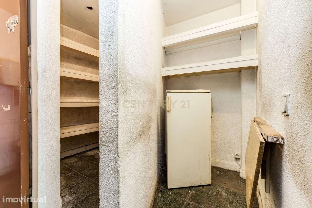 Loja para Remodelar - Oportunidade única de investimento nas prestigia-6