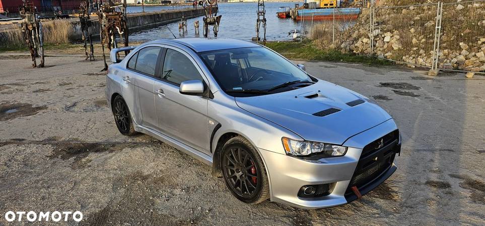 Mitsubishi Lancer Evolution GSR - 1