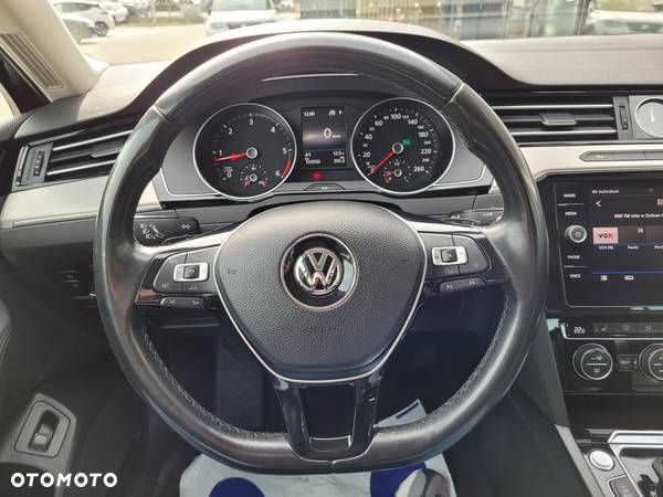 Volkswagen Passat 2.0 TDI BMT Highline DSG - 24