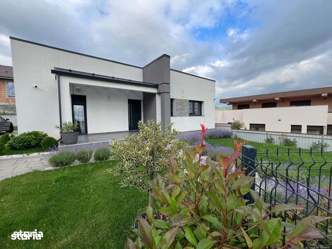 Casă Modernă zona Valea Rusului , strada Căprioarei-0