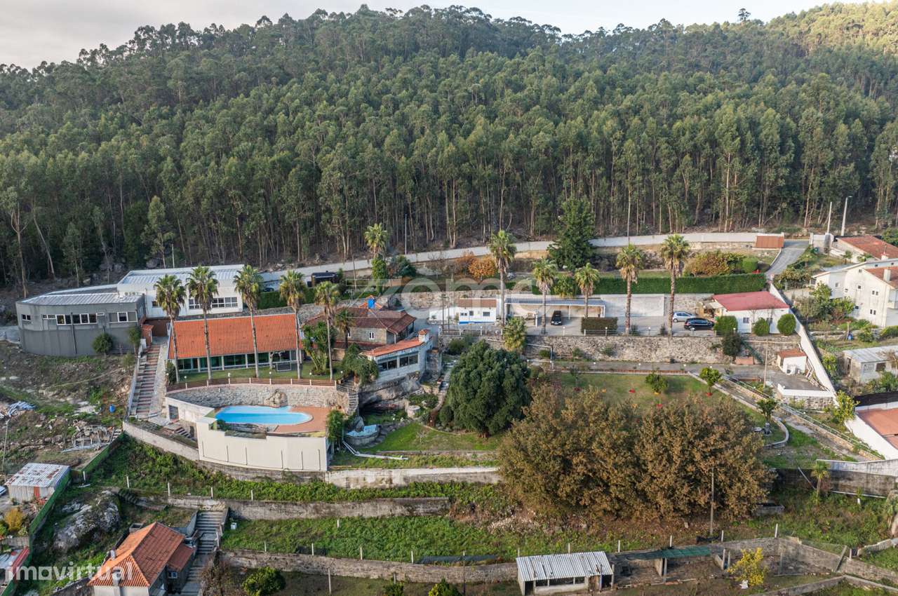 Moradia T3 com 6.721m2 de terreno + Armazém para Indústria Tipo 3 - Grande imagem: 4/60