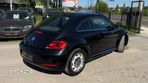 Volkswagen New Beetle - 4