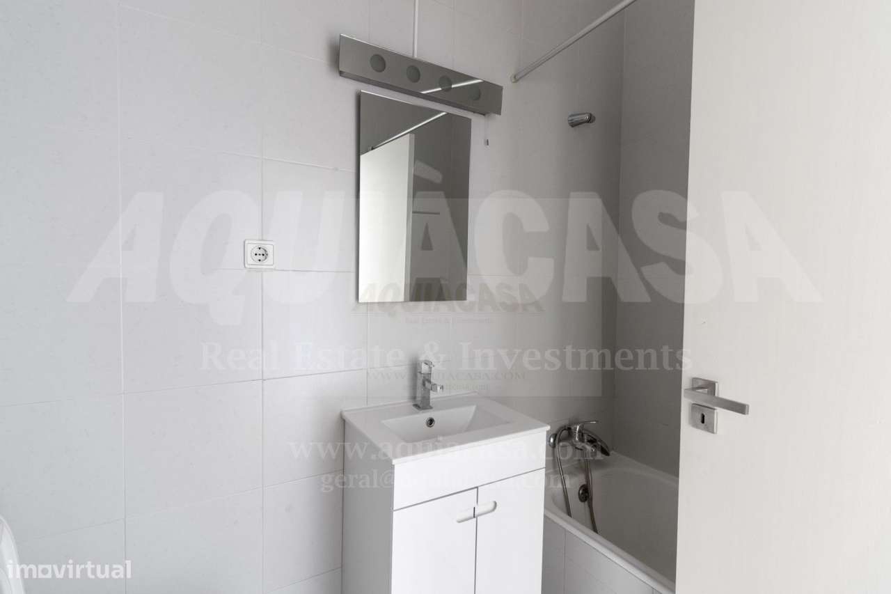 T3mobilado junto a Polo Universitário-28