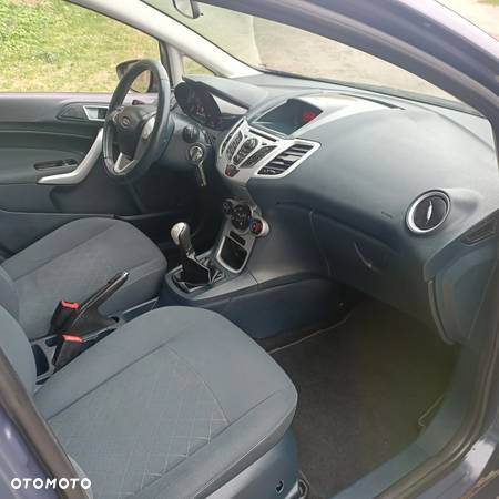 Ford Fiesta 1.25 Titanium - 13