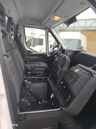 Iveco Daily 35C18H - 33