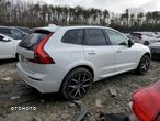 Volvo XC 60 T8 AWD Plug-In Hybrid Polestar Engineered - 2