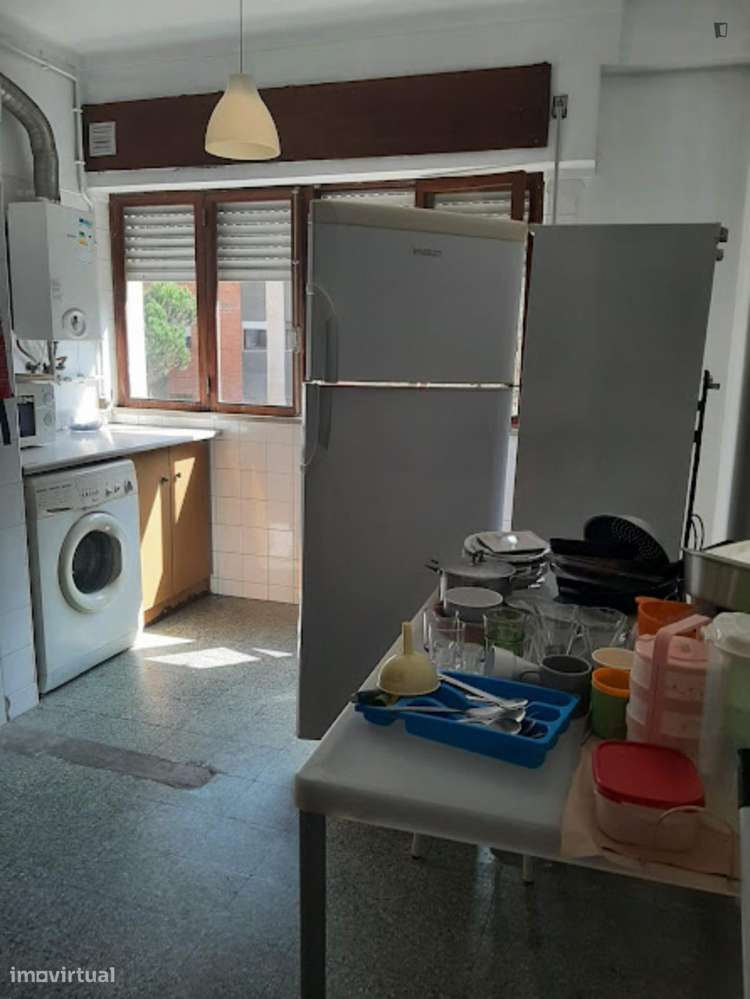 Quarto - localizado em Bairro do Sol Coimbra - Grande imagem: 4/9