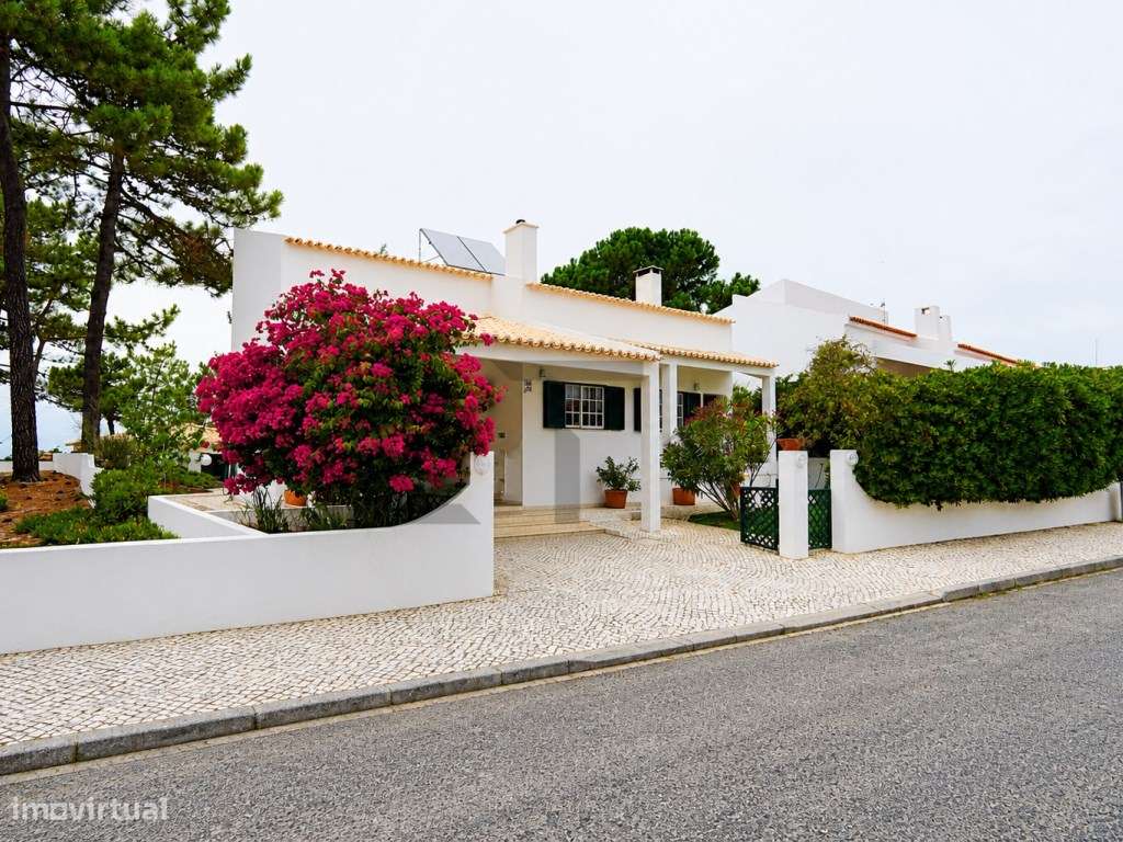 Moradia de Sonho T4+1 para Venda com Total Vista Mar, junto à Praia...-12