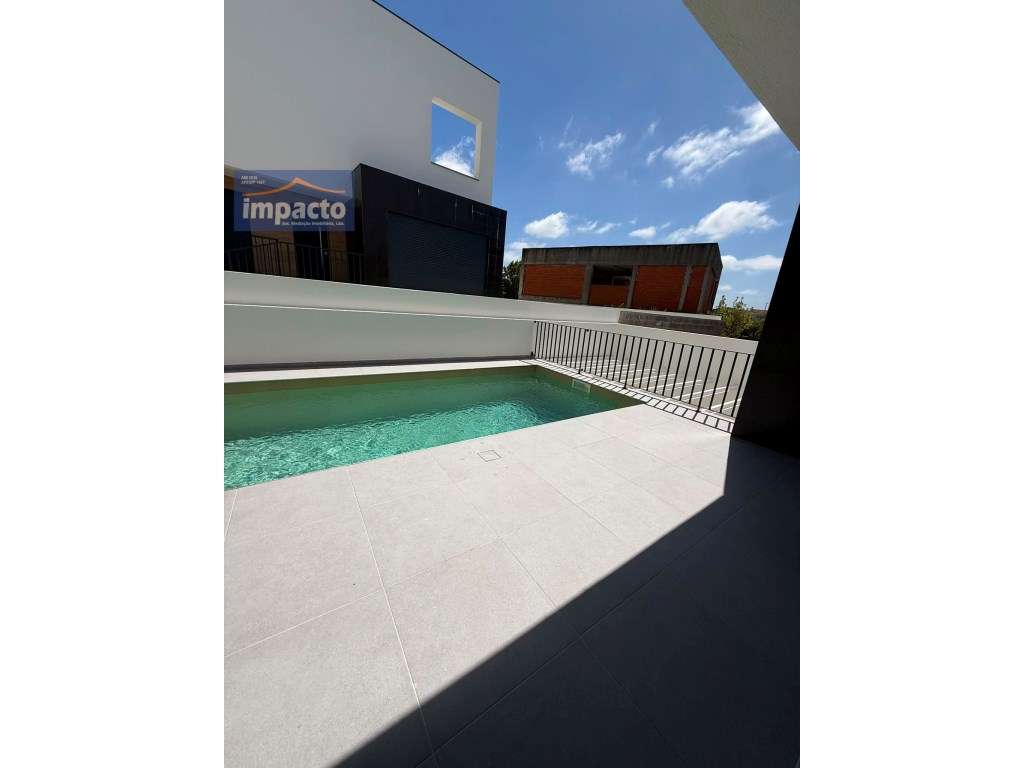 MORADIA NOVA T5, C/ PISCINA, PONTE DE ROL-13