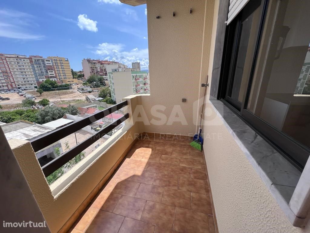 Apartamento T2, 4 Caminhos, Setúbal