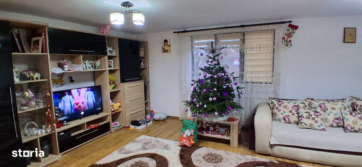 Casa spatioasa cu teren generos – Valea Calugareasca, sat Pantazi - Imagine principală: 2/14