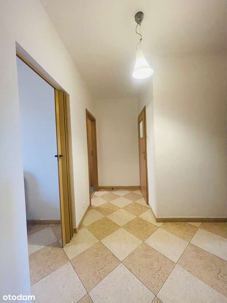 Rozkładowe mieszkanie przy metrze!-11