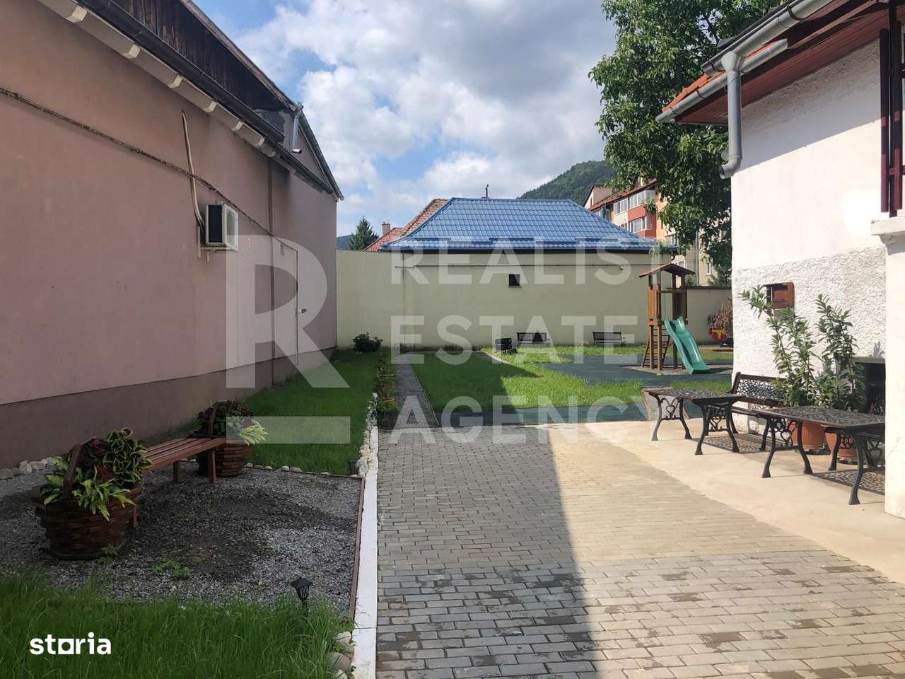 Vânzare, casă cu teren, Răcădău, Brașov - Imagine principală: 5/10