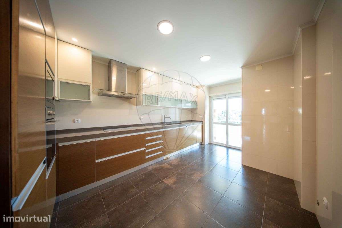 Apartamento T3 para arrendamento - Grande imagem: 4/43