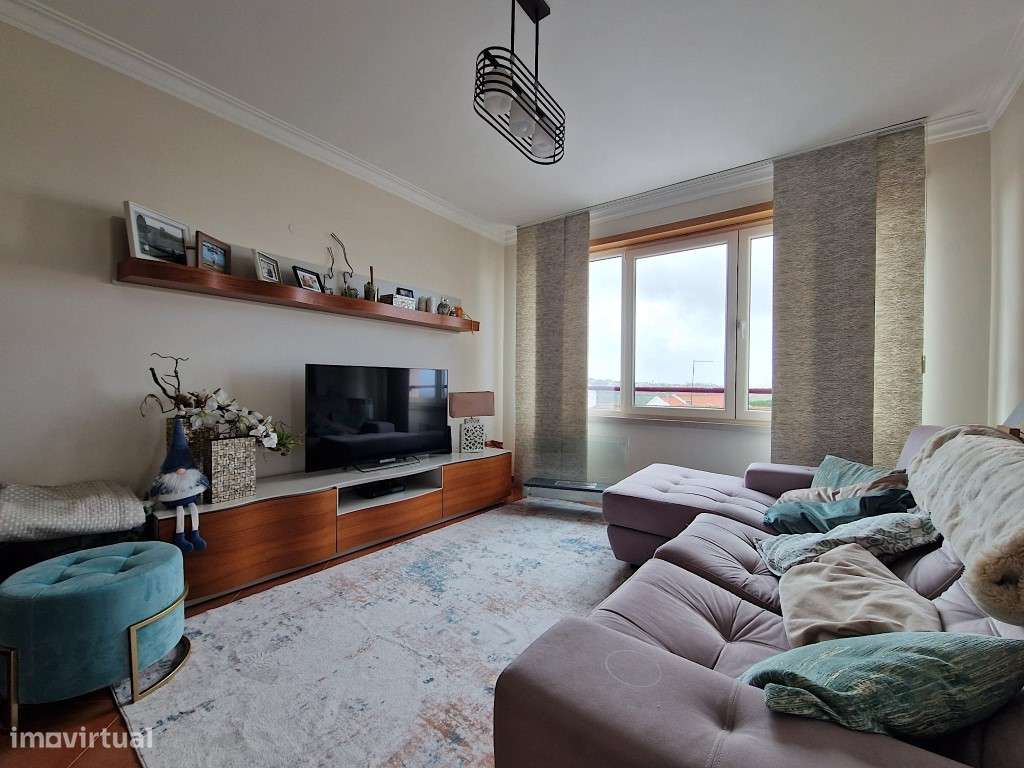 Apartamento T3 em Sesimbra com boas áreas-6