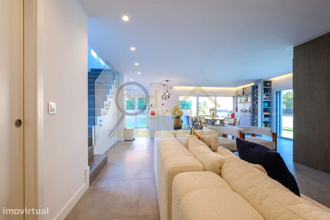 Moradia Isolada V3 com piscina junto à Herdade da Aroeira-8