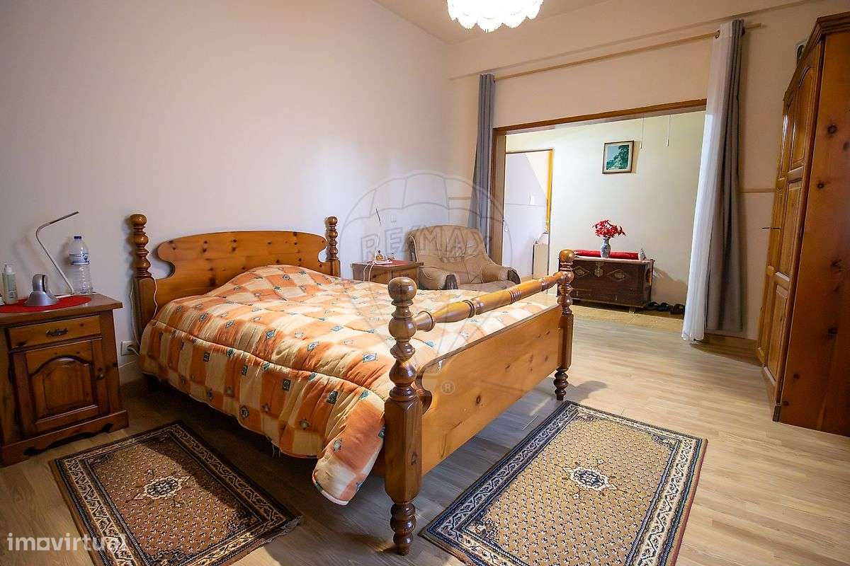 Moradia T4 para venda-24