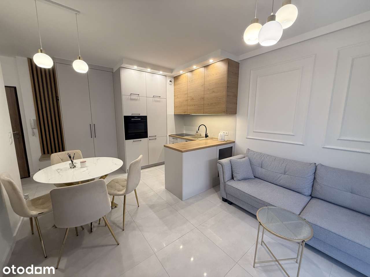 3 pokojowy apartament z klimatyzacją, schowkiem i garażem przy WKD