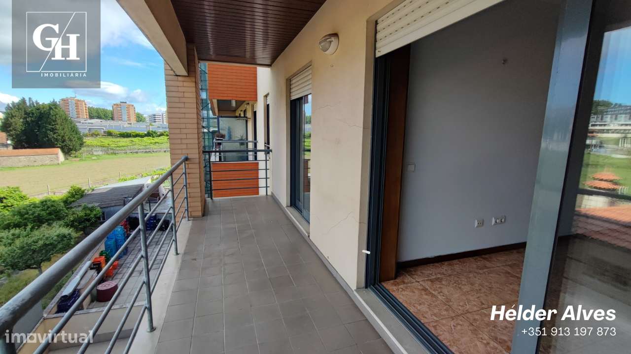 Apartamento T2 em Calendário com garagem fechada-27