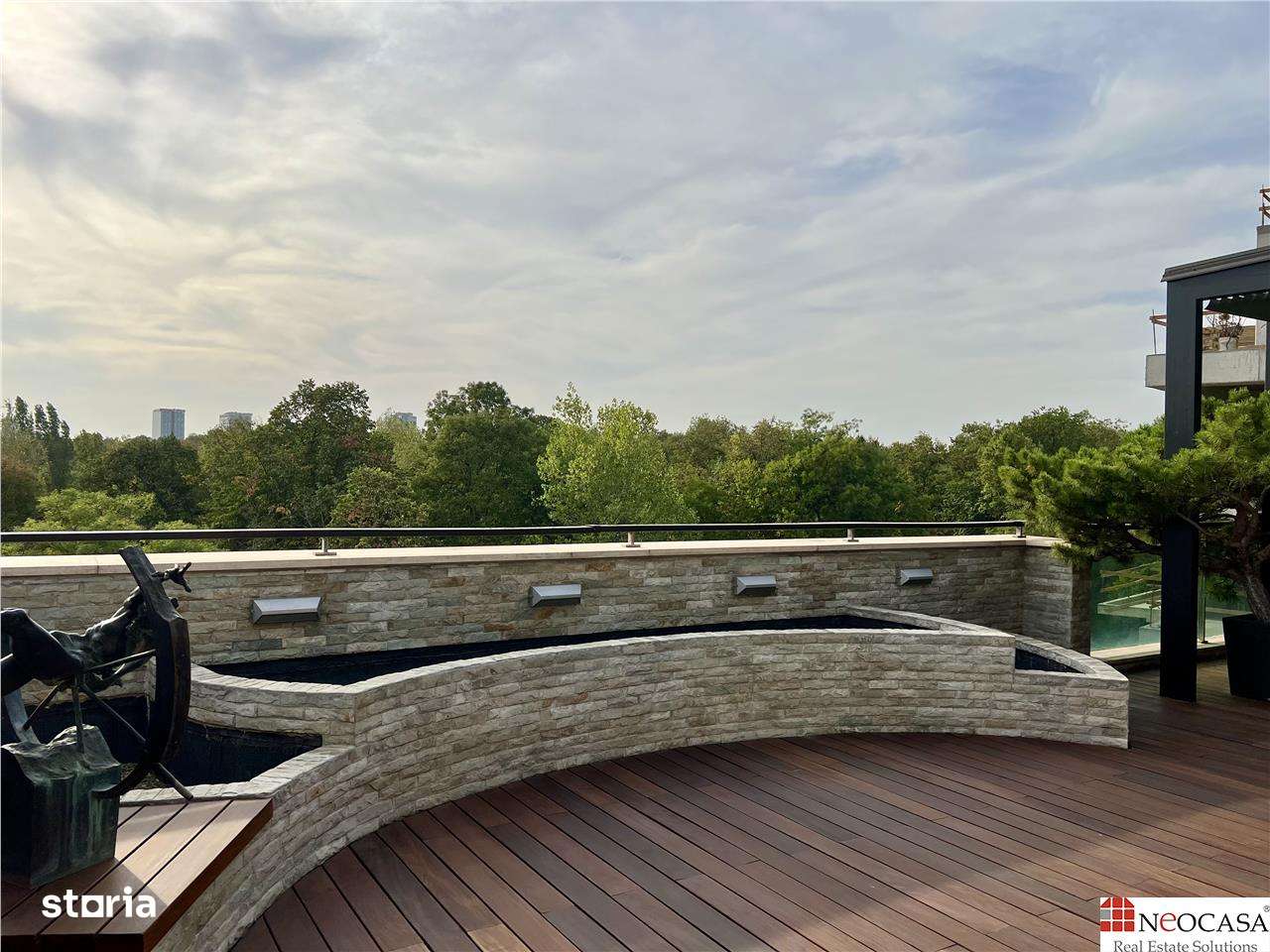 Penthouse spectaculos cu vedere catre parc - Imagine principală: 4/20