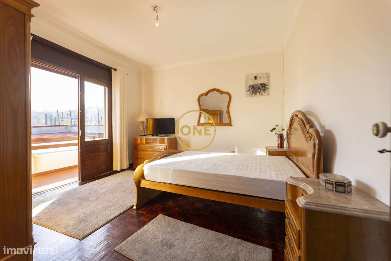 Moradia T4 com terreno, em Merufe, Monção - Grande imagem: 5/21