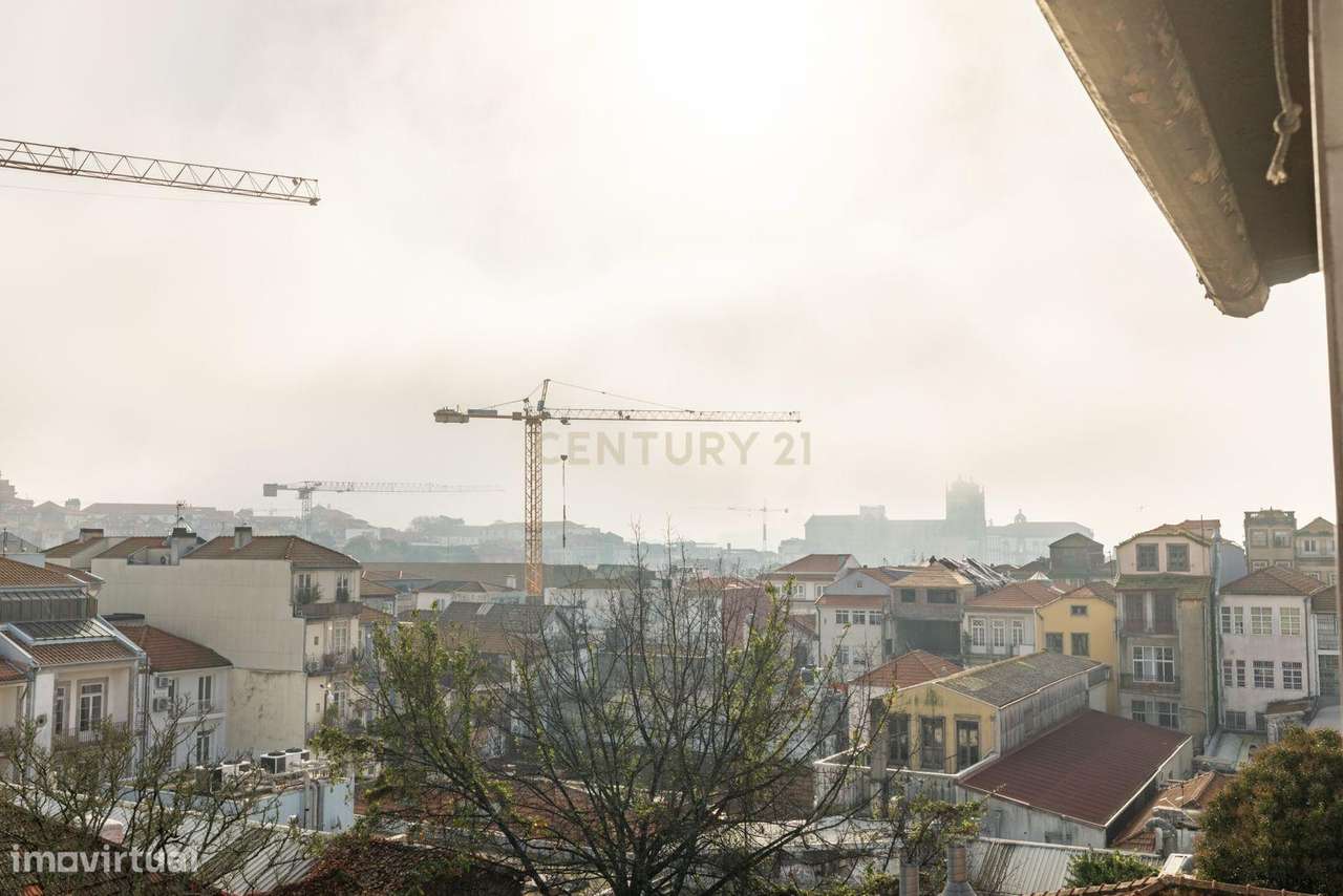 Prédio no Centro do Porto | Rua Conde de Vizela-32