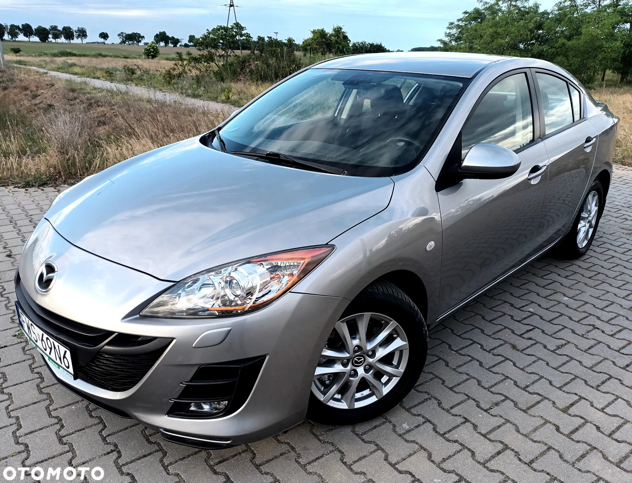 Mazda 3 2.0 Exclusive + - 7