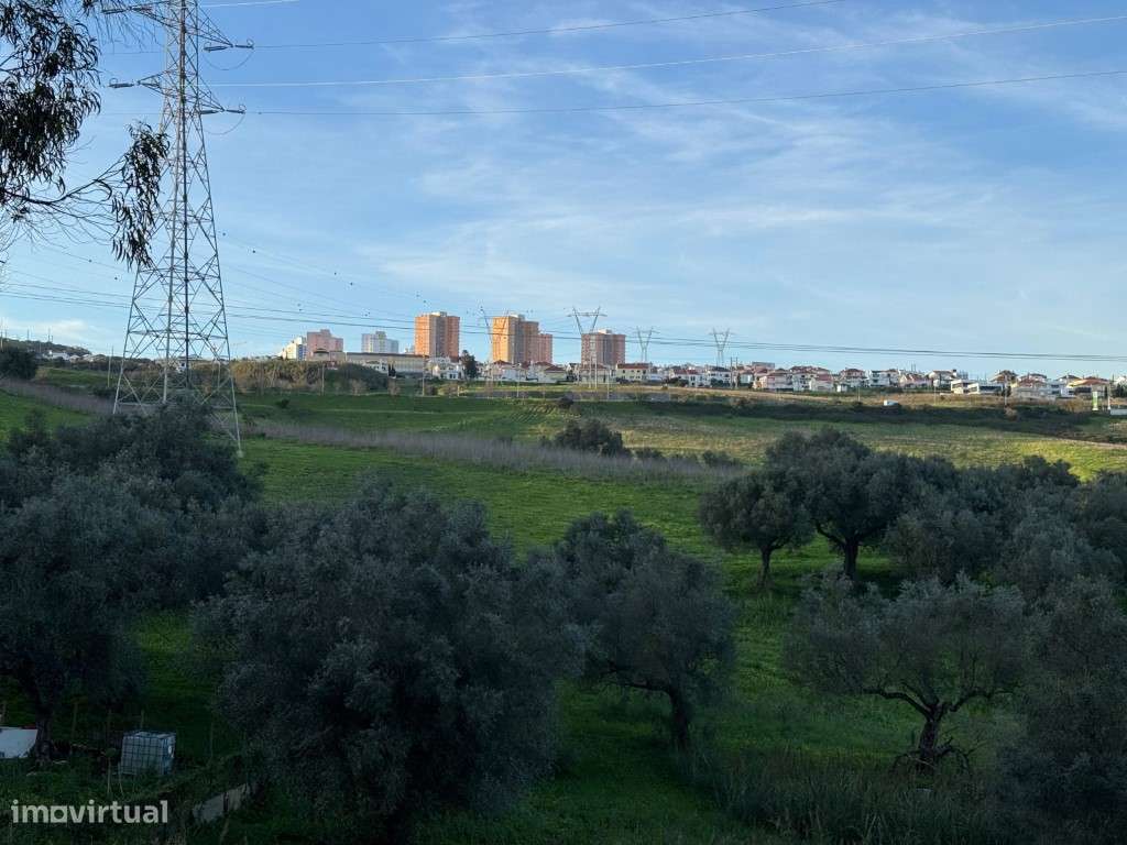 APARTAMENTO T3 - NA RUA CORREIA GARÇÃO - ODIVELAS-38