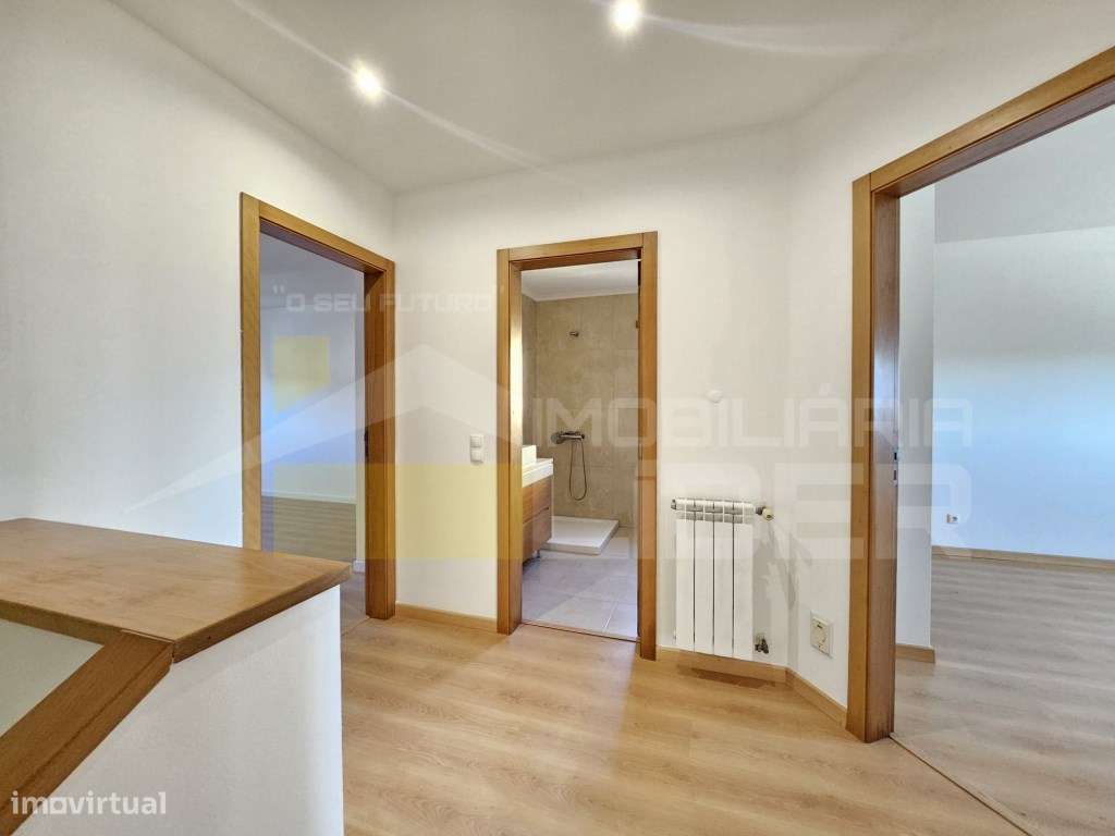 Moradia geminada T3 com piscina, terraço e garagem na Silveira, Tor...-19