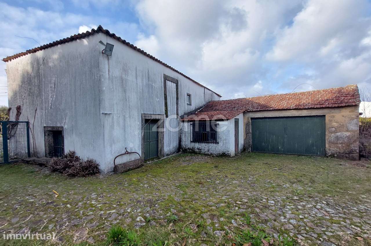 Quinta T4 com Terreno de 1.800 m² em Nogueira do Cravo-15