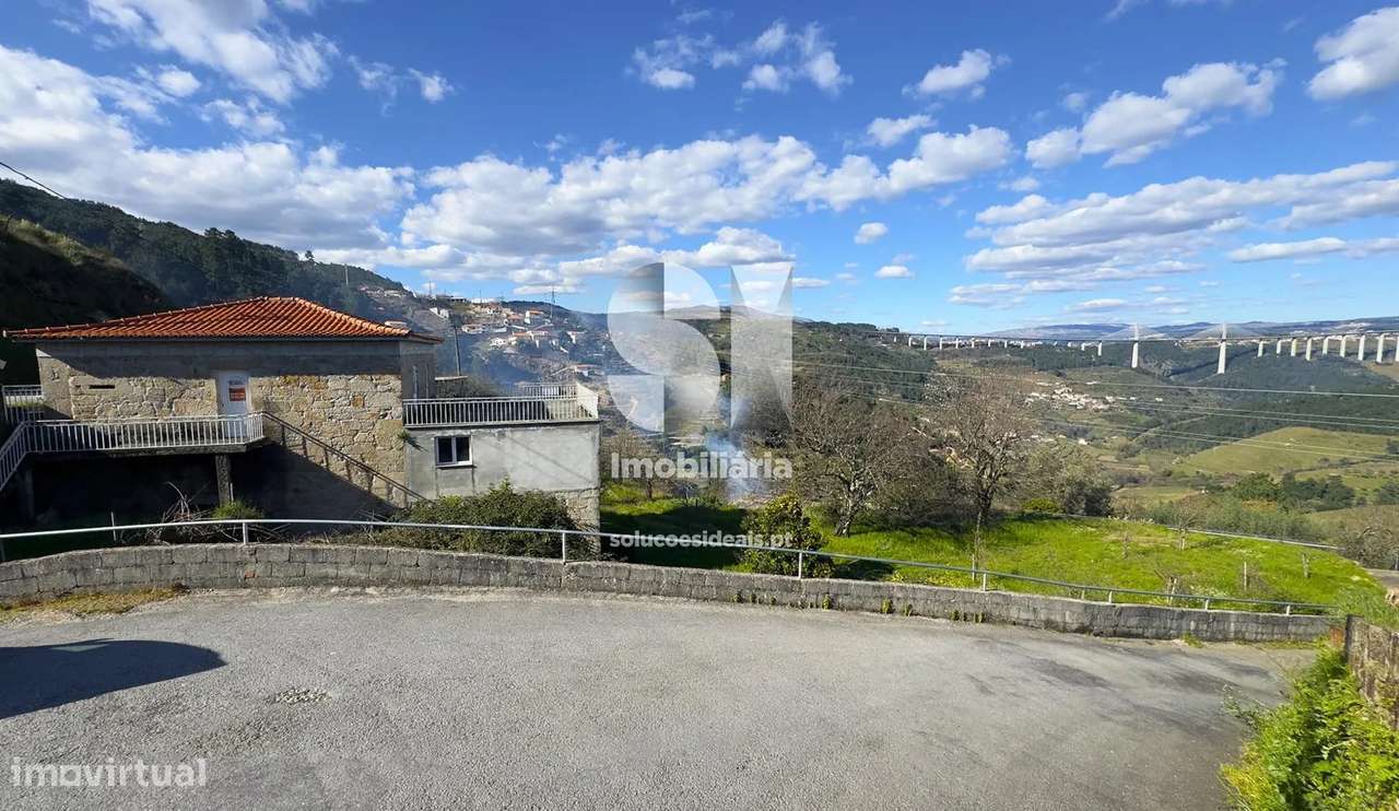 Moradia para Restaurar T4 - Grande imagem: 4/30