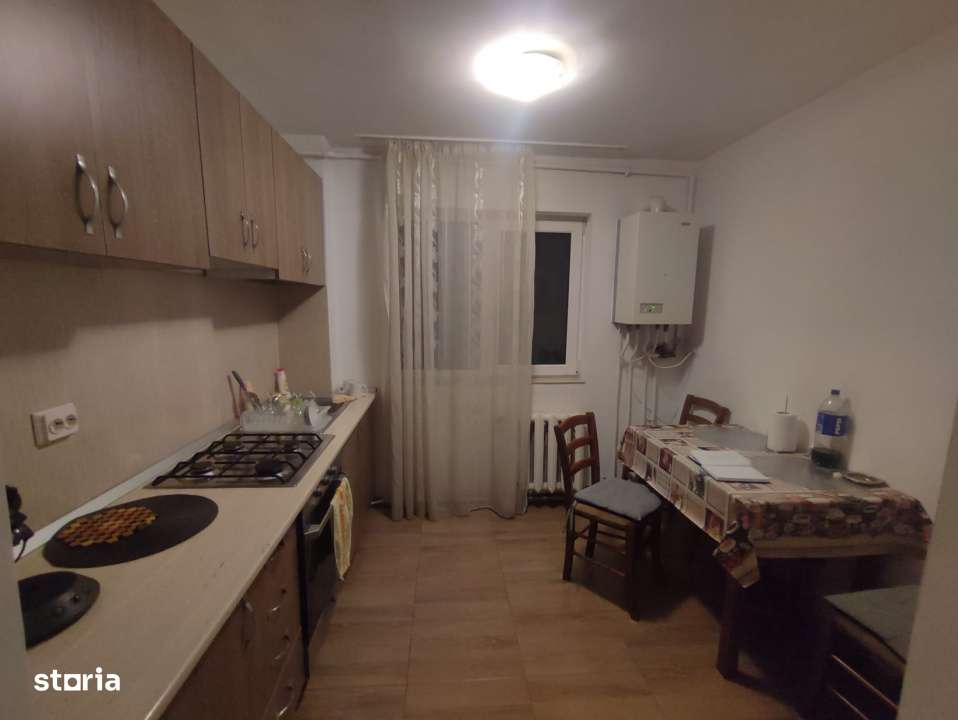 Apartament de 2 camere, 50 mp., zona Decebal-0
