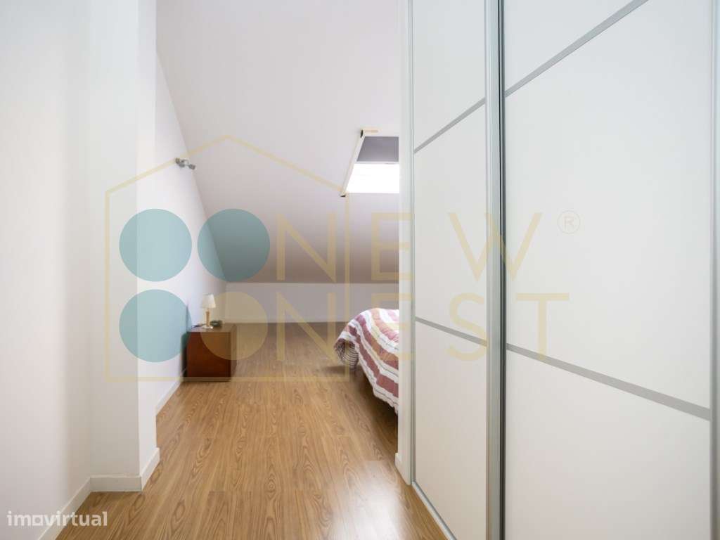 Moradia T2+2 com garagem e jardim, a dois passos do Parque do Serra...-30