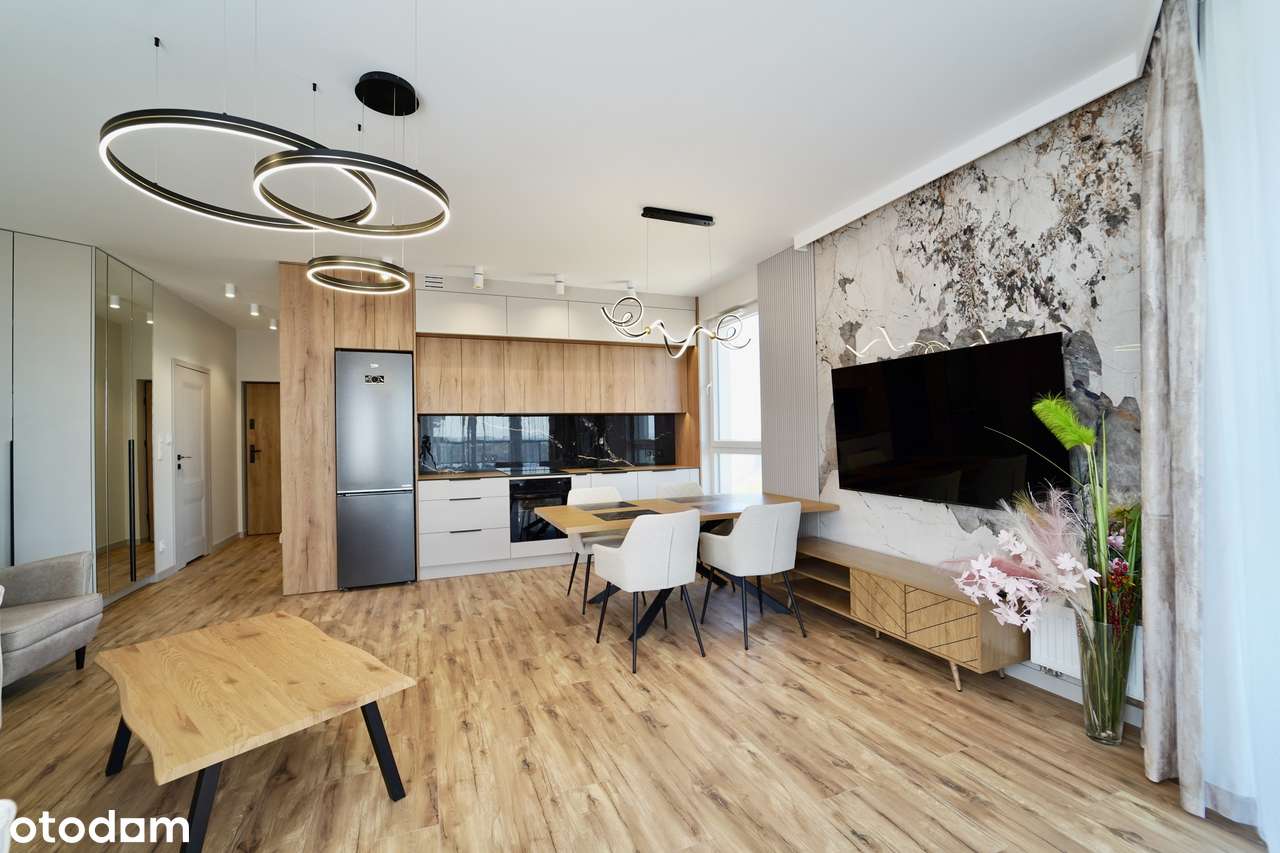 Świeżo wykończone, 2 pokoje z niesamowitym widokiem - BEZ PROWIZJI