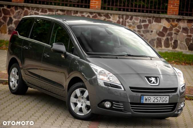 Peugeot 5008 1.6 Premium - 1