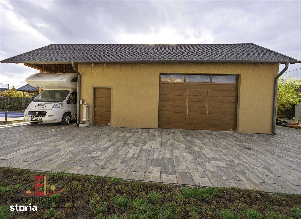 Casa moderna cu piscina, panouri solare, pompa caldura si teren de 140-5