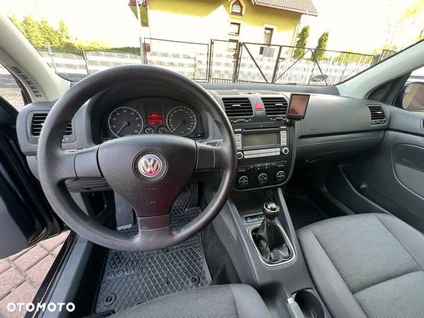 Volkswagen Golf V 1.6 Trendline - 26