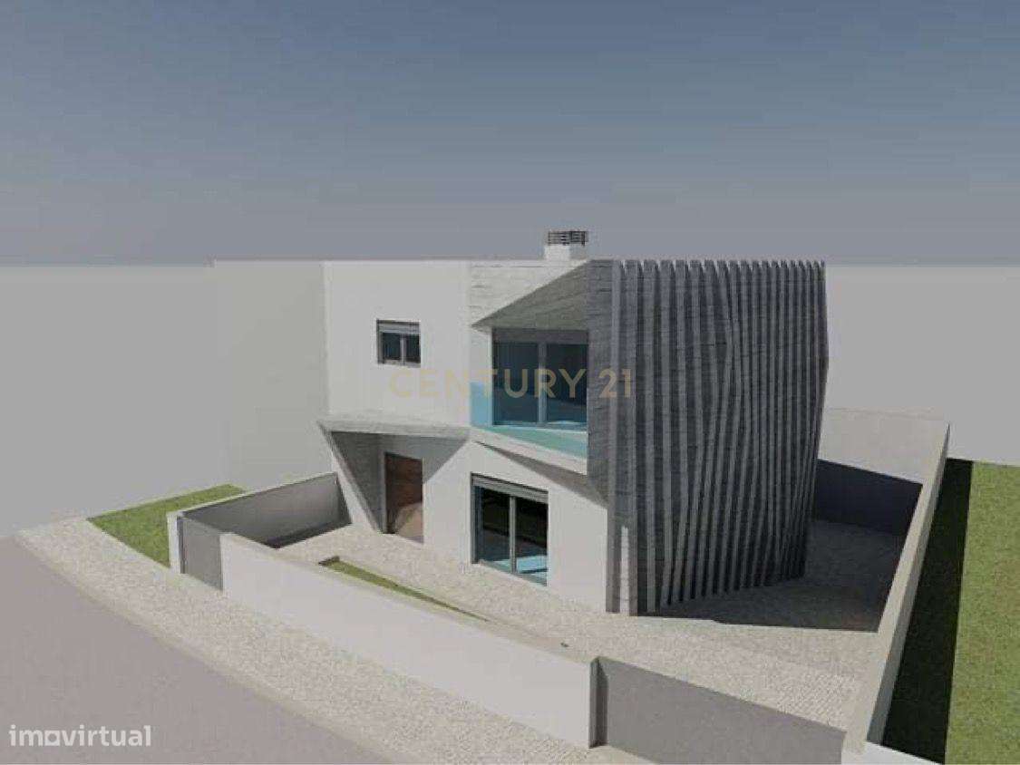 Terreno Urbano de 242m2 com viabilidade para construção de Moradia V3-7
