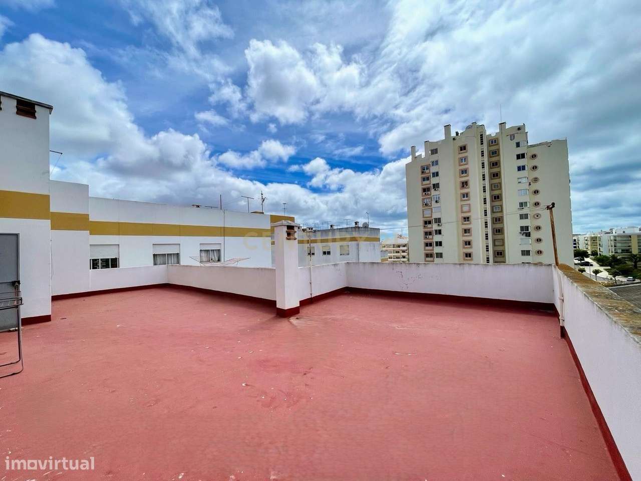 Apartamento T2 com Vista Rio Arade - Despensa - Marina de Portimão - P-23