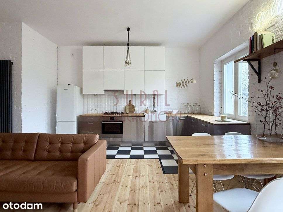 przy Różanej/cisza/klimat/balkon/kamienica 1930 r.-0