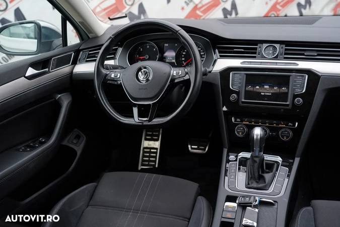 Volkswagen Passat Alltrack 2.0 TDI DSG 4Motion - 16