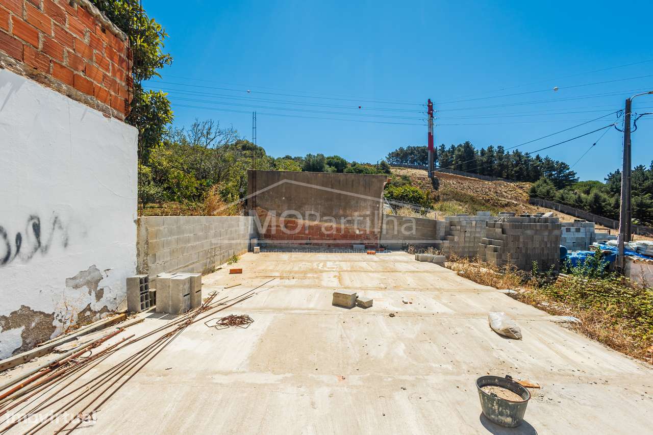 Manique de Cima | Prédio Urbano 255,5 m² | AUGI | Investimento-7